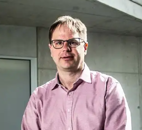 martin dienstbier | Prague.bio